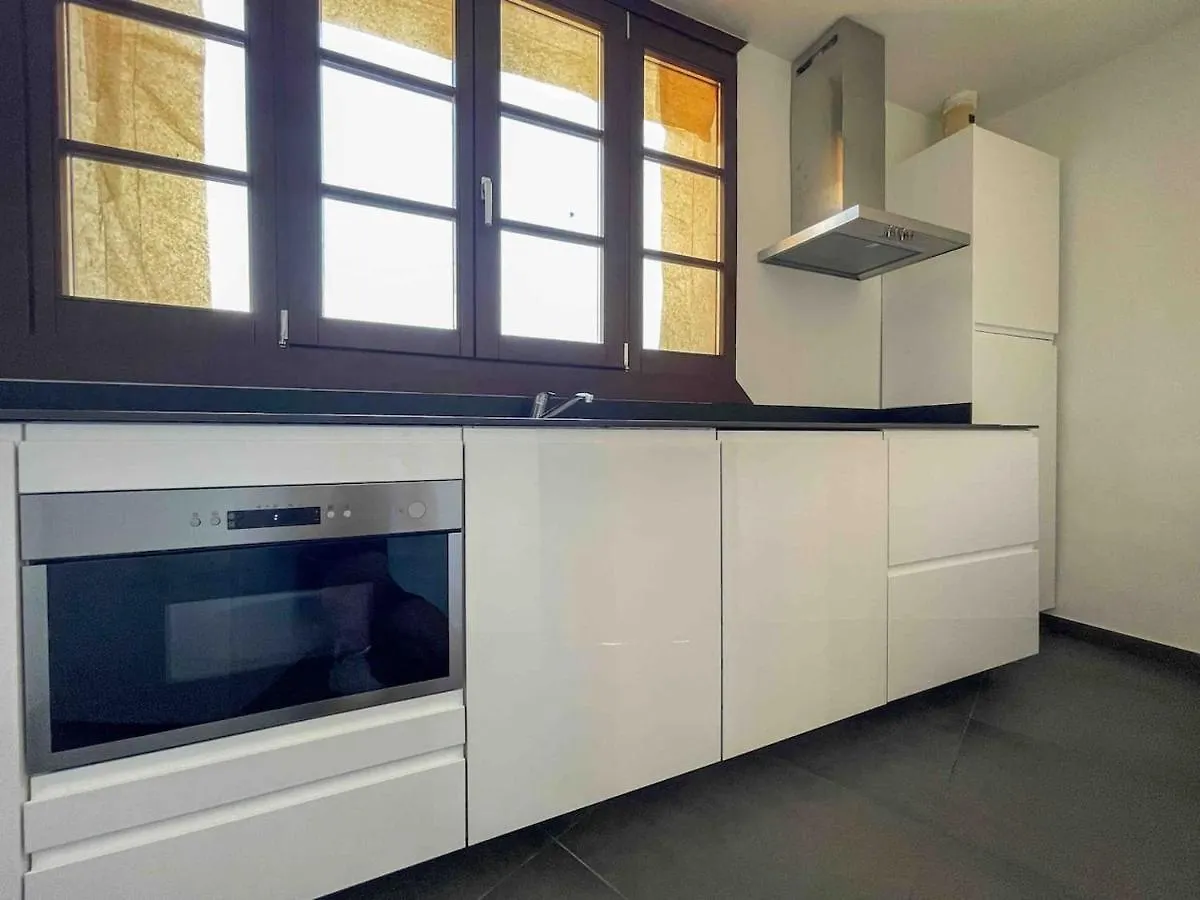 Hostourist Fira Plaza Espana 3 Rooms Barcelona Apartment